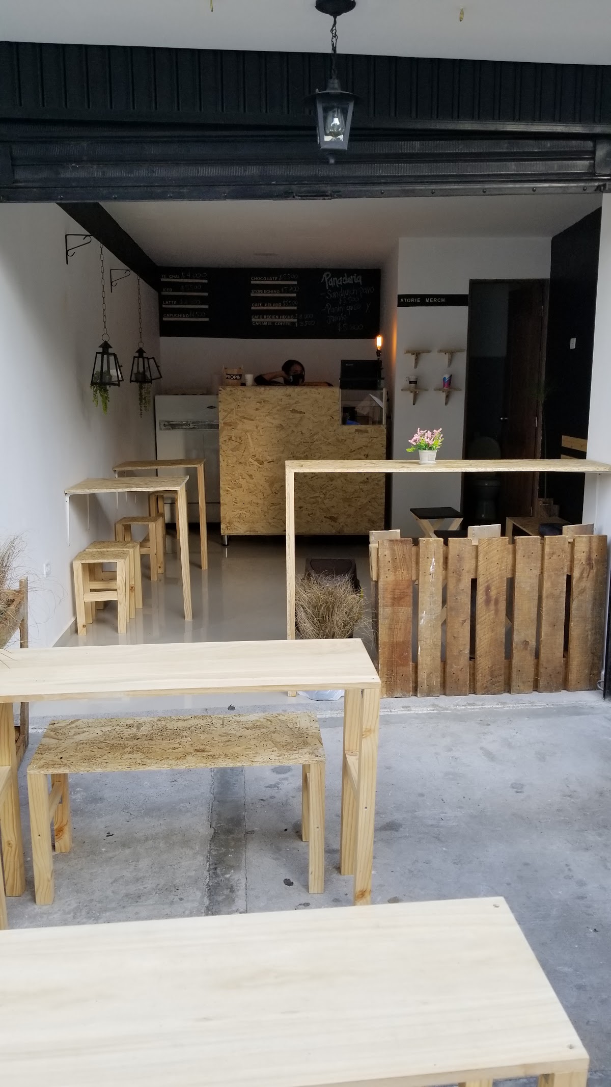 Storie Coffee