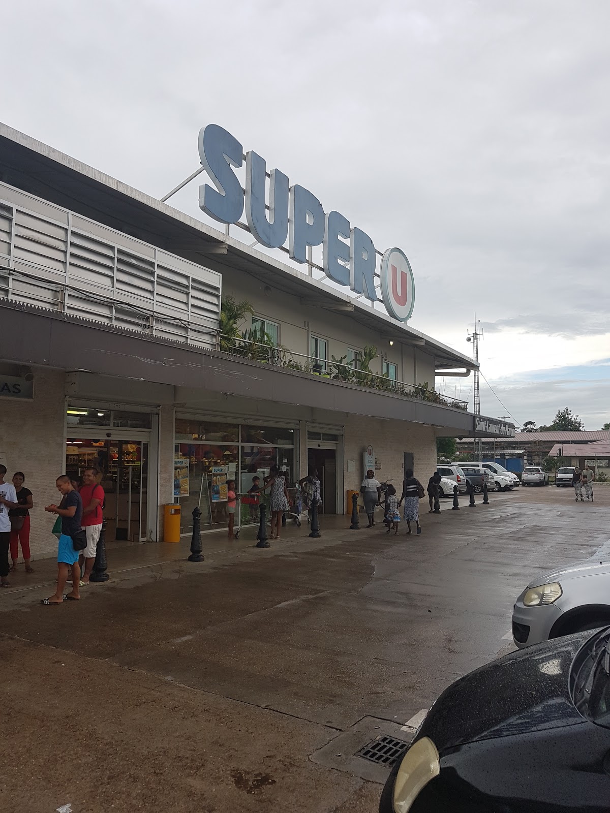 Super U