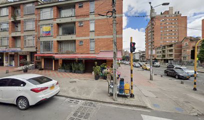 TU CAFE Vending