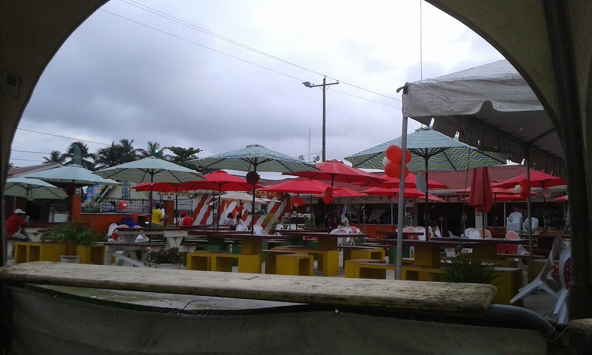 The Garage Drive-In Bar And Grill