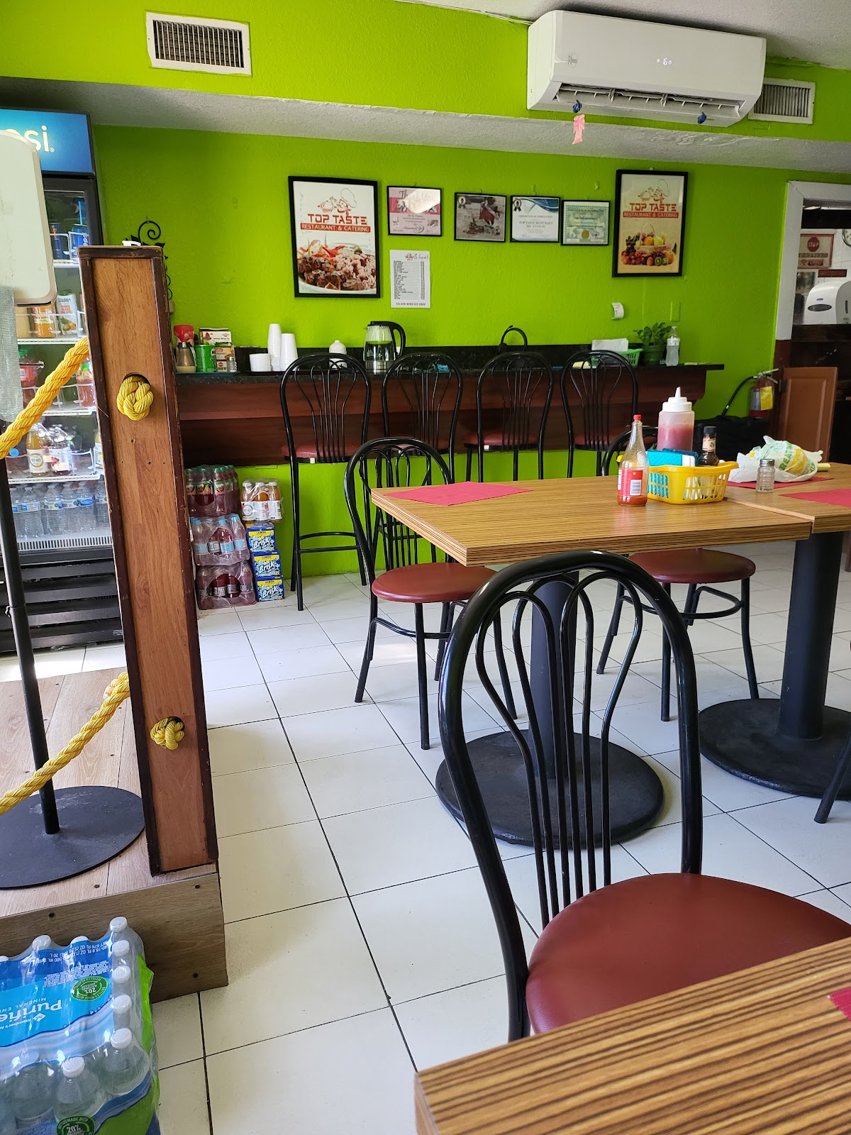 Top Taste Restaurant