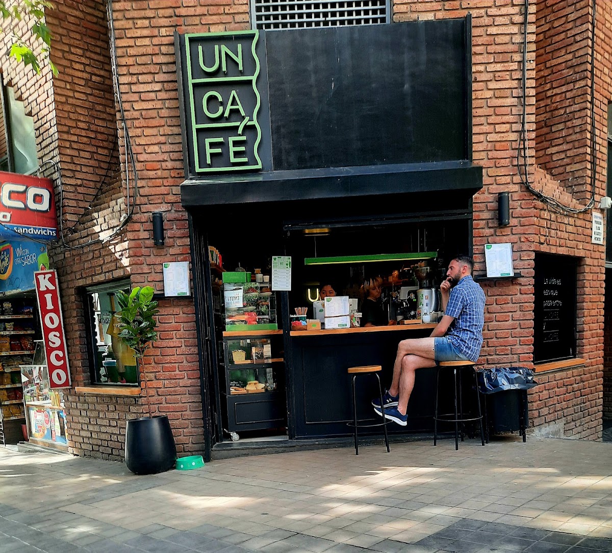 UN CAFÉ y seguimos…