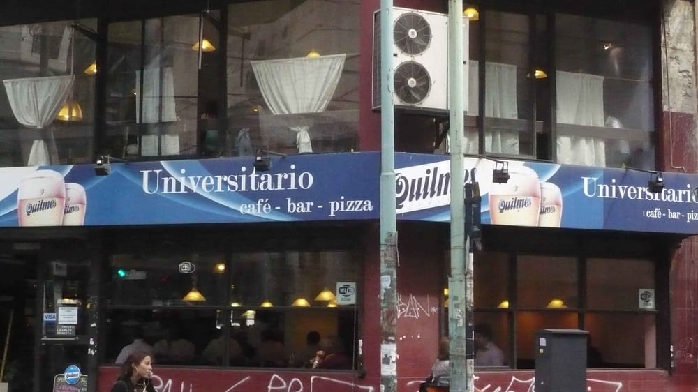 Universitario