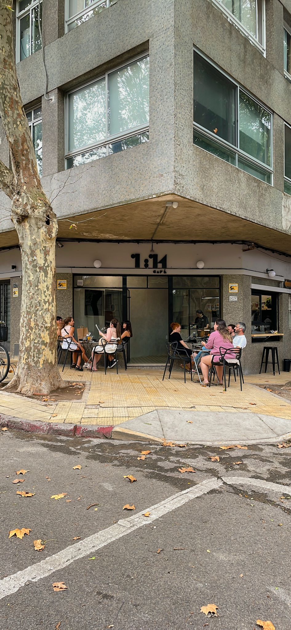 Uno Catorce Café