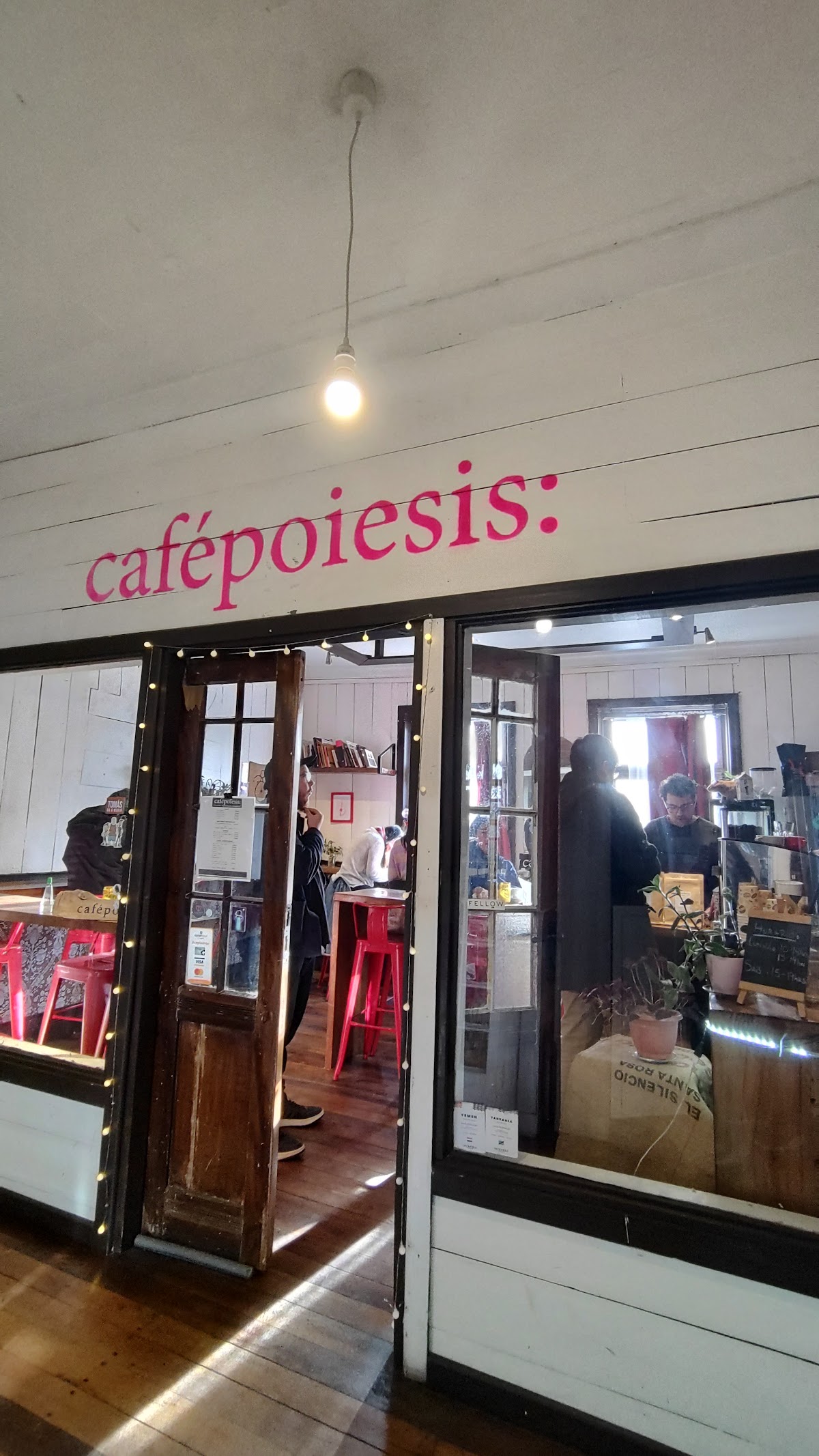 cafépoiesis /café de especialidad/té de origen/